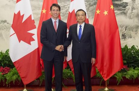 9.1 李克强与加拿大总理特鲁多共同会见记者2.jpg