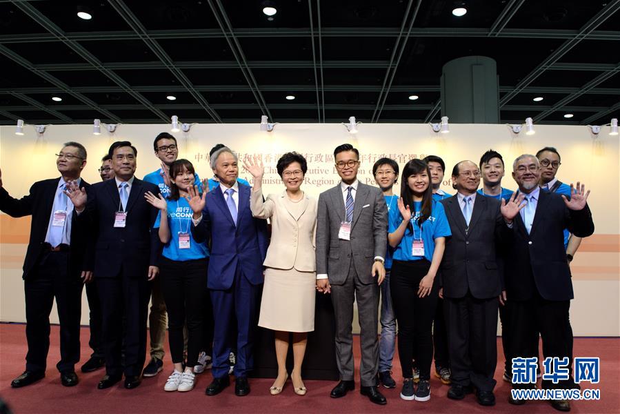 2017.3.27 林郑月娥当选香港特区第五任行政长官人选后会见媒体3.jpg