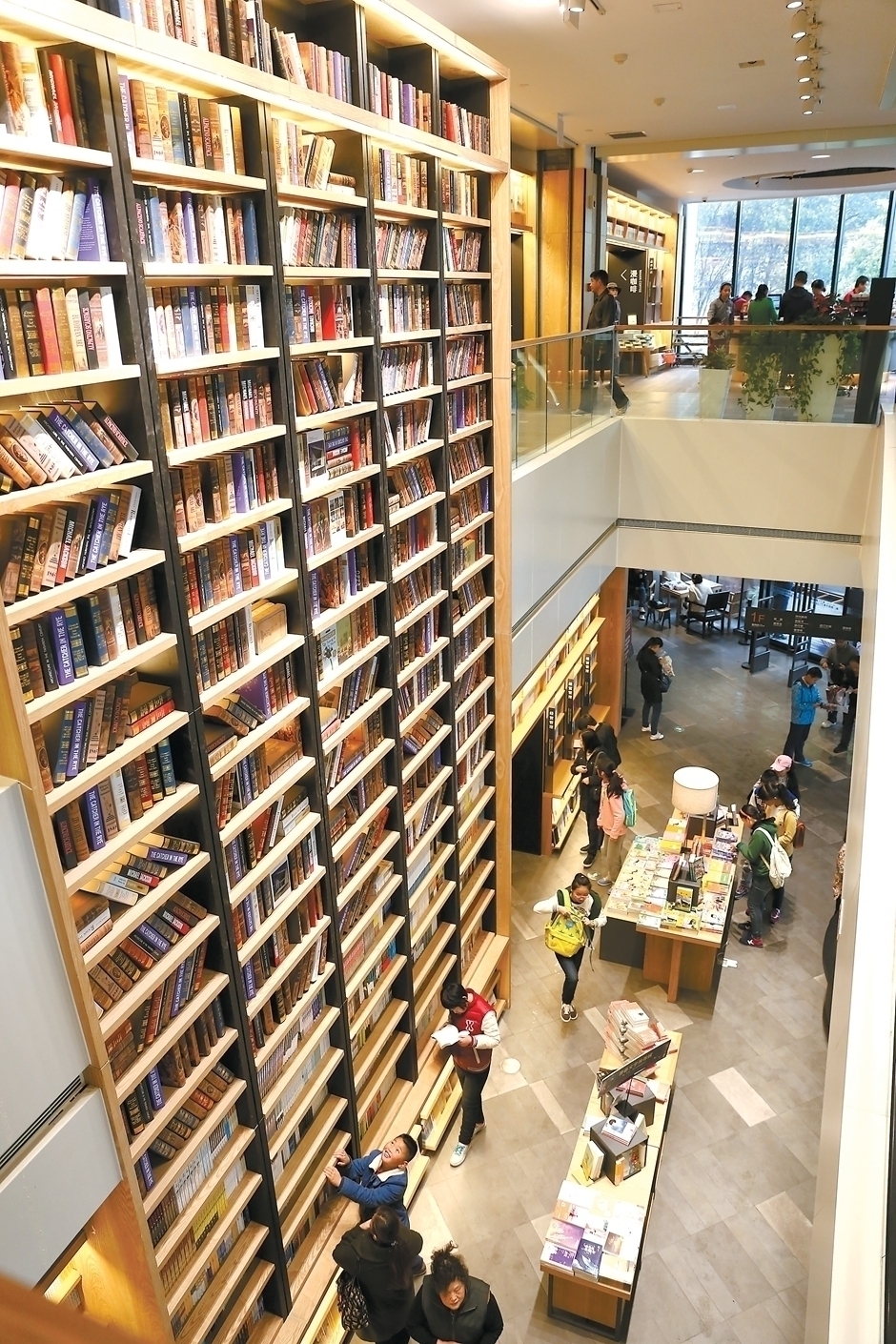 2017.3.30 来了就不想走的那些高颜值书店7.jpg