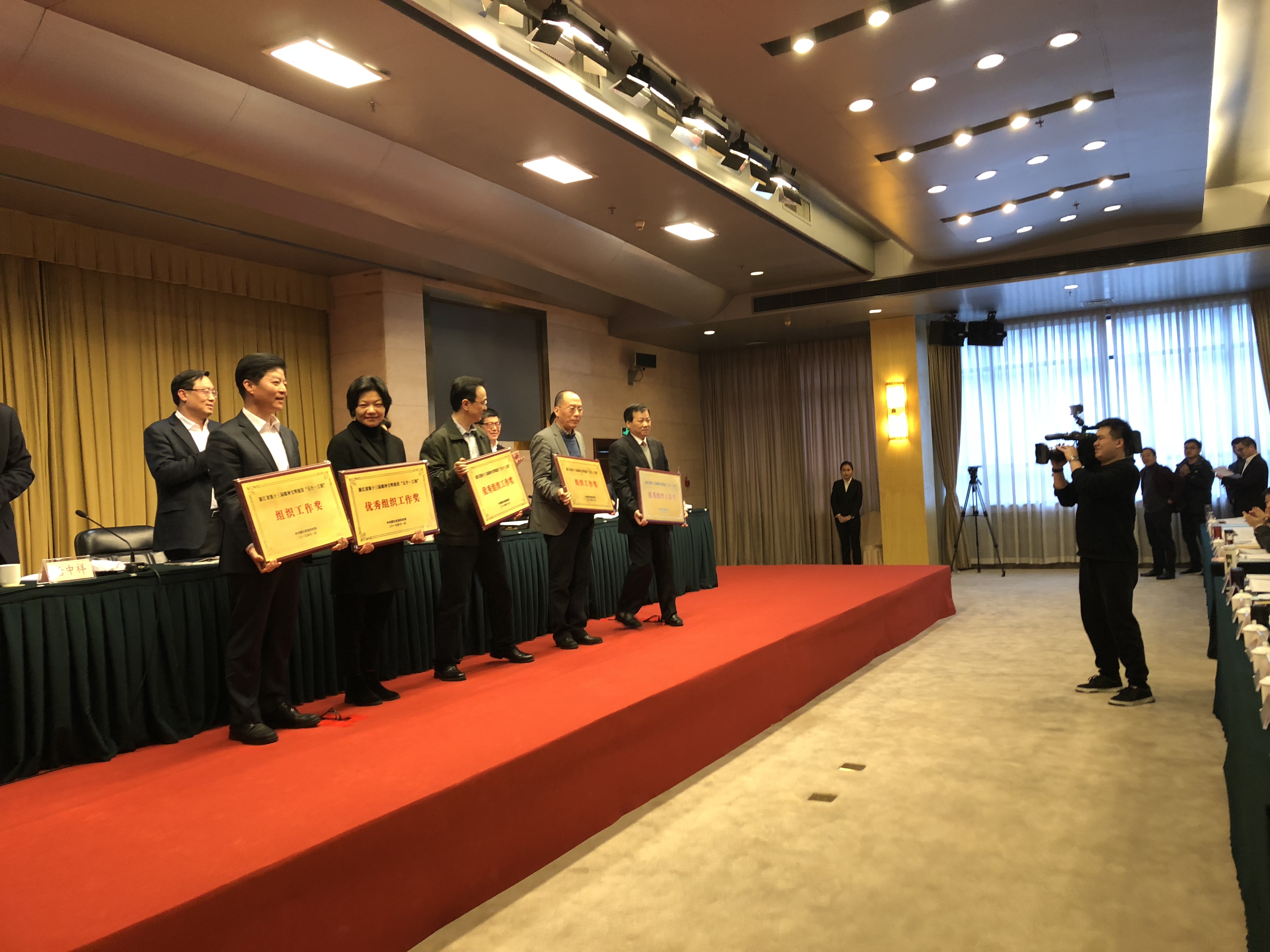 微信图片_20171228144516.jpg
