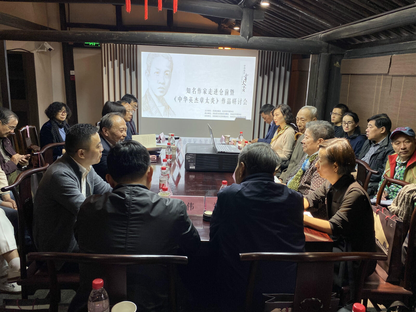 微信图片_20191107163441_meitu_1.jpg