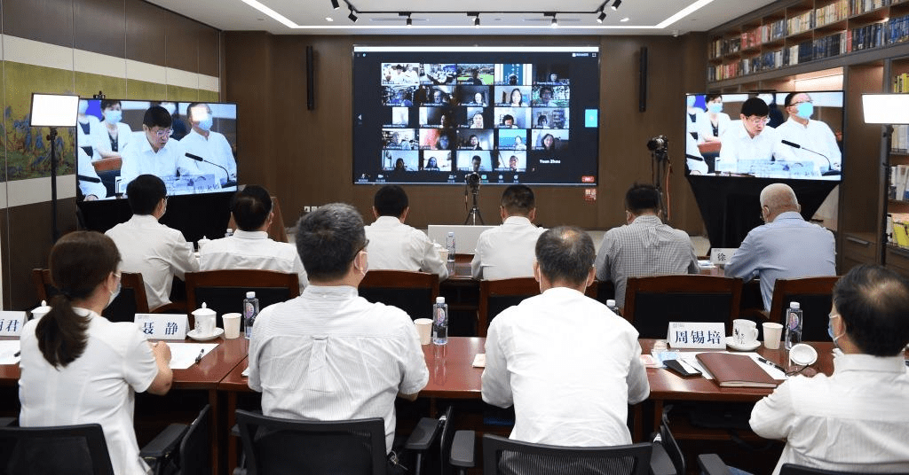 首届中版好书全球云展销大会现场全球连线.jpg